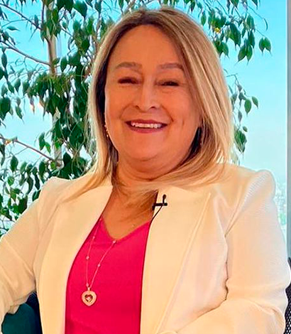  Pamela Garrido 